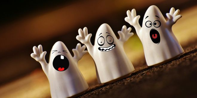 Fantasmini di Halloween, immagine carina per plaid personalizzati a tema